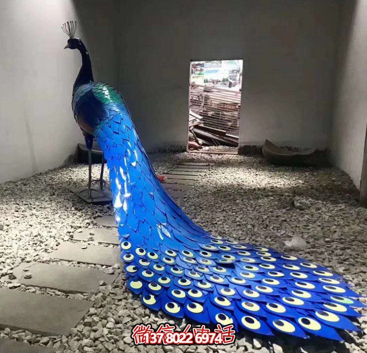 優(yōu)質(zhì)不銹鋼孔雀雕塑，為城市廣場添彩
