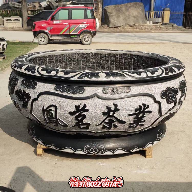 仿古青石荷花水缸，配合庭院戶(hù)外，點(diǎn)綴人間養(yǎng)魚(yú)園
